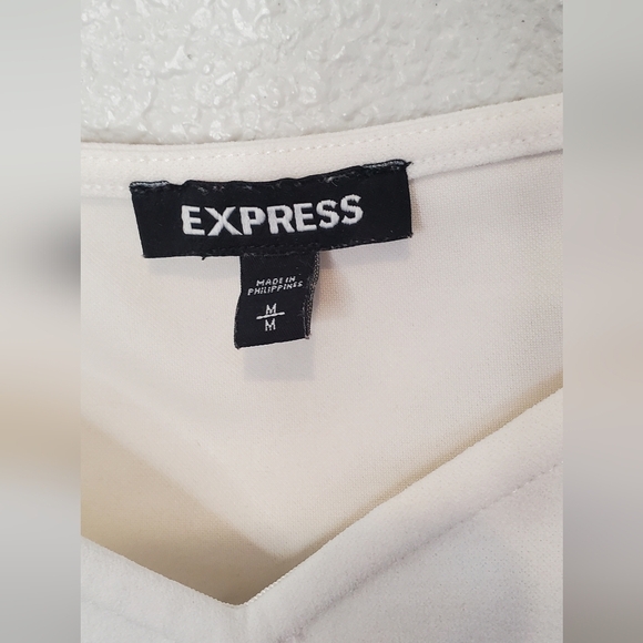 💚5/$25 Express White Chiffon Puff Sleeve Sweetheart Stretch Top Sixe Medium - Picture 4 of 5